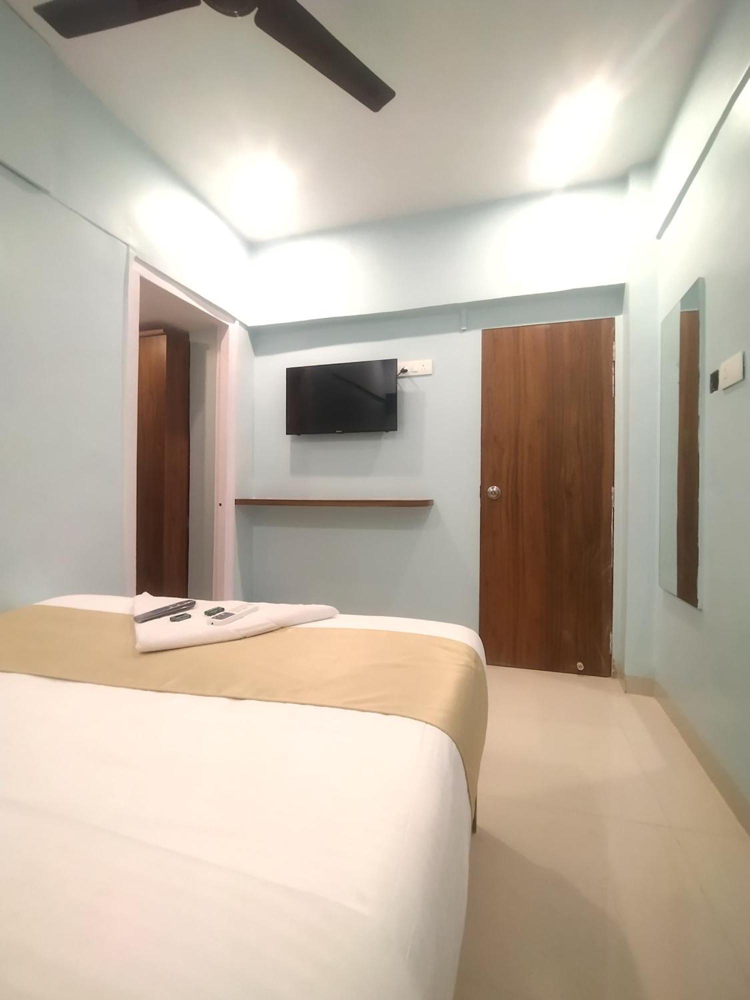 Everest Stays Rooms And Dormitory Bombaj Zewnętrze zdjęcie