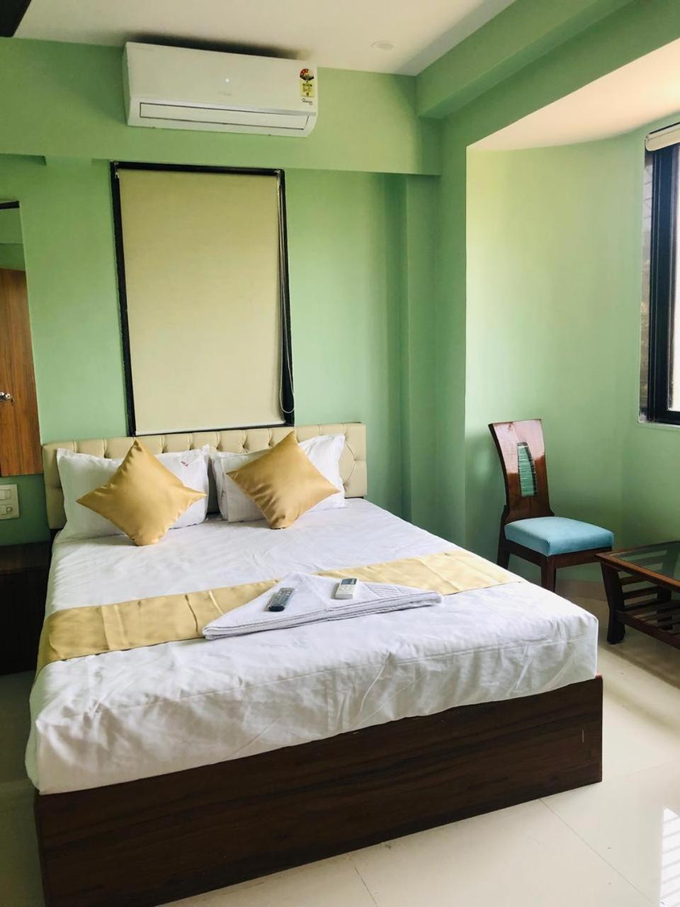 Everest Stays Rooms And Dormitory Bombaj Zewnętrze zdjęcie